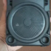 باسلام خدمت شما یگ عدد اسپیکر|پخش‌کننده همراه|یزد, |دیوار