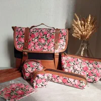 کیف. دانشجویی