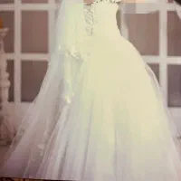 لباس عروس ساده وبسیارشیک|لباس|تهران, آذربایجان|دیوار