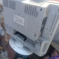 یک عدد تلویزیون