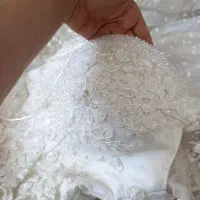 لباس عروس با تور سر و ژپون