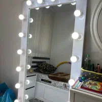 آینه چوبی چراغ دار