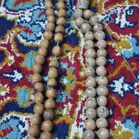 چهار عدد تسبیح و دو تابلو ونیکاد و چهار قل|کلکسیون اشیاء عتیقه|اندیشه, اندیشه فاز ۳|دیوار