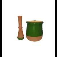 دیزی سفالی وگوشکوب و ظرف ماست