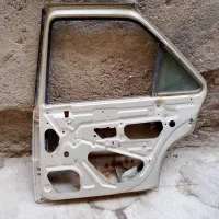درب عقب پژو 504رنگ بژ فابریک سمت شاگرد|قطعات یدکی و لوازم جانبی|تهران, دولتخواه جنوبی|دیوار