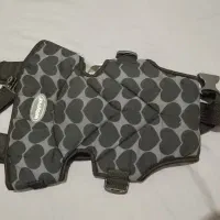 آغوشی نوزاد