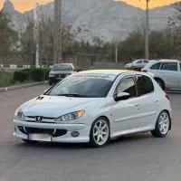 پژو ۲۰۶ تیپ دو مدل ۱۳۹۵ لوازمی بیرنگ