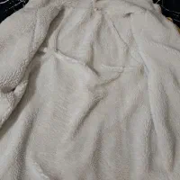 کاپشن|لباس|شیراز, محراب|دیوار