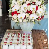 باکس گل جام گل خواستگاری وکاپ کیک شیرینی بله برون|گل و گیاه طبیعی|اصفهان, احمدآباد|دیوار