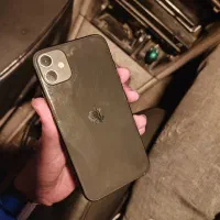 ایفون ۱۱نرمال