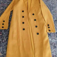 پالتو|لباس|قروه, |دیوار