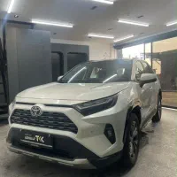 تویوتا RAV4