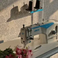 دوخت وتعمیرات لباس بانوان