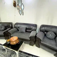 میز نو و مبل چرم ایتالیایی