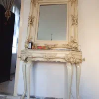 آیینه وکنسول