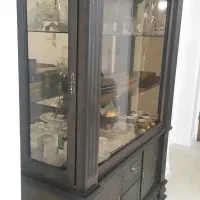 بوفه و ویترین مدرن کلاسیک