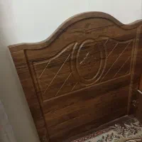 دو عدد تخت خواب یک نفره