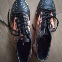 کفش فوتسال و چمن مصنوعی|تجهیزات ورزشی|سقز, |دیوار