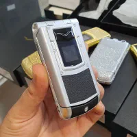 لاکچری خاص کمیاب VERTU flip|موبایل|تهران, گلستان (شهرک راه آهن)|دیوار