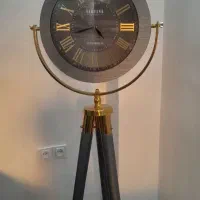 ساعت سه پایه کامل سالم