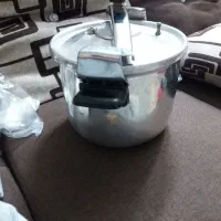 زود پز ۸ لیتری در حد