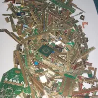 گرافیک و رم کامپیوتر(گلدفینگر)