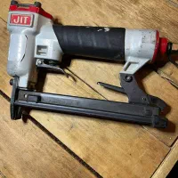 منگنه کوب جیت و سمباده لرزان پلاس|ماشینآلات صنعتی|مشهد, ویلاشهر|دیوار