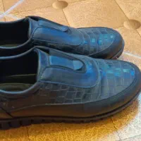 کفش|کیف، کفش، کمربند|شاهین دژ, |دیوار