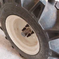 یک دستگاه تیلر RV 125 وی کینیو قطعات ژاپنی|ماشین‌آلات صنعتی|شیراز, گویم|دیوار