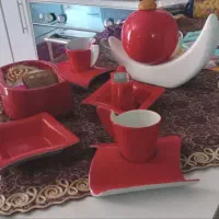 جا ادویه ای و سرویس دکوری قرمز