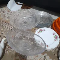 تعداد زیادی ظرف و ظروف|ظروف سرو و پذیرایی|خرمدره, |دیوار