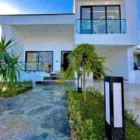 نیم-پیلوت-200متری-نما-مدرن