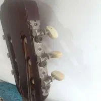 گیتار|گیتار، بیس، امپلیفایر|اهر, |دیوار