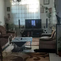 منزل ویلای دوخوابه بازسازی کامل|فروش خانه و ویلا|شیراز, شیشه‌گری|دیوار