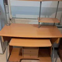 میز کامپیوتر