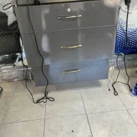 میز کار سه طبقه آرایشگری|آرایشگاه و سالن‌های زیبایی|کرمانشاه, |دیوار