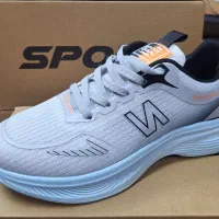 کفش ورزشی/اسپرت/پیاده روی|کیف، کفش، کمربند|بوشهر, |دیوار