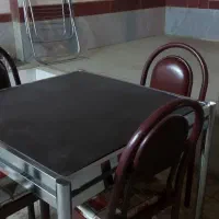 میز غذا خوری ۴ نفره  فلزی سالم