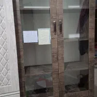 کتابخانه کمدی با در شیشه ای