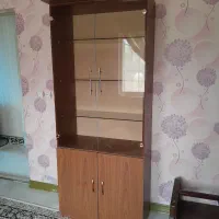 کمد ویترین دار