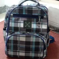 تعدادی لباس|لباس|قم, باجک یک|دیوار