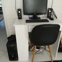 کیس گیمینگ + مانیتور 19 LG+ گرافیک Rx580 نو