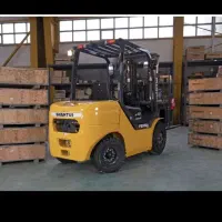 استخدام راننده لیفتراک