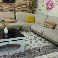 مبلمان و میز و گل میز