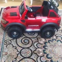 ماشین شارژی در حد نو
