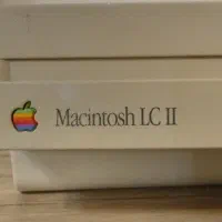 کامپیوتر قدیمی اپل مکینتاش LC II مدل M1700