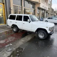 لندکروز افجی ۶۰ فرماندهی