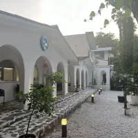 نیرو جهت سالن کافه رستوران