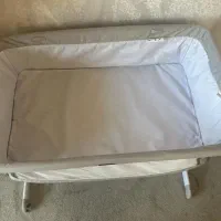 تخت کنارمادر