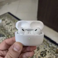AirPods Pro 2nd فقط از جعبه باز شده. هدیه بوده|لوازم جانبی موبایل و تبلت|مشهد, آزادشهر|دیوار